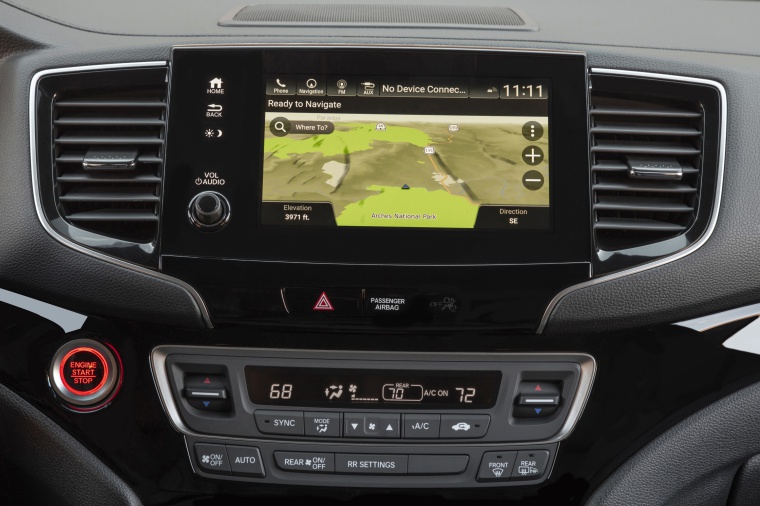 2019 Honda Passport Elite AWD Dashboard Screen Picture / Pic / Image